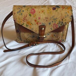 Patricia Nash Cassano Aegean Blooms Crossbody Bag! Excellent Condition!